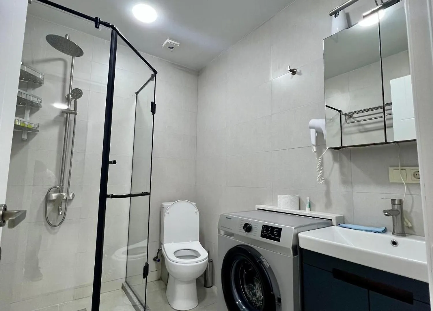 Lovely Apartment With Sea View Batumi