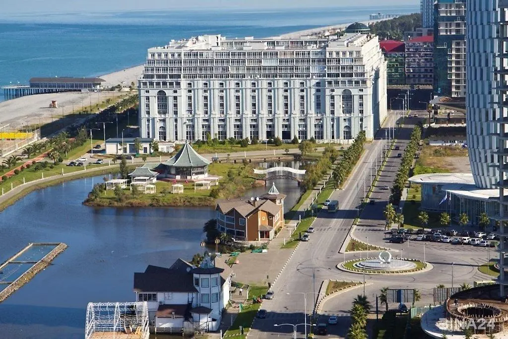 Lovely Apartment With Sea View Batumi