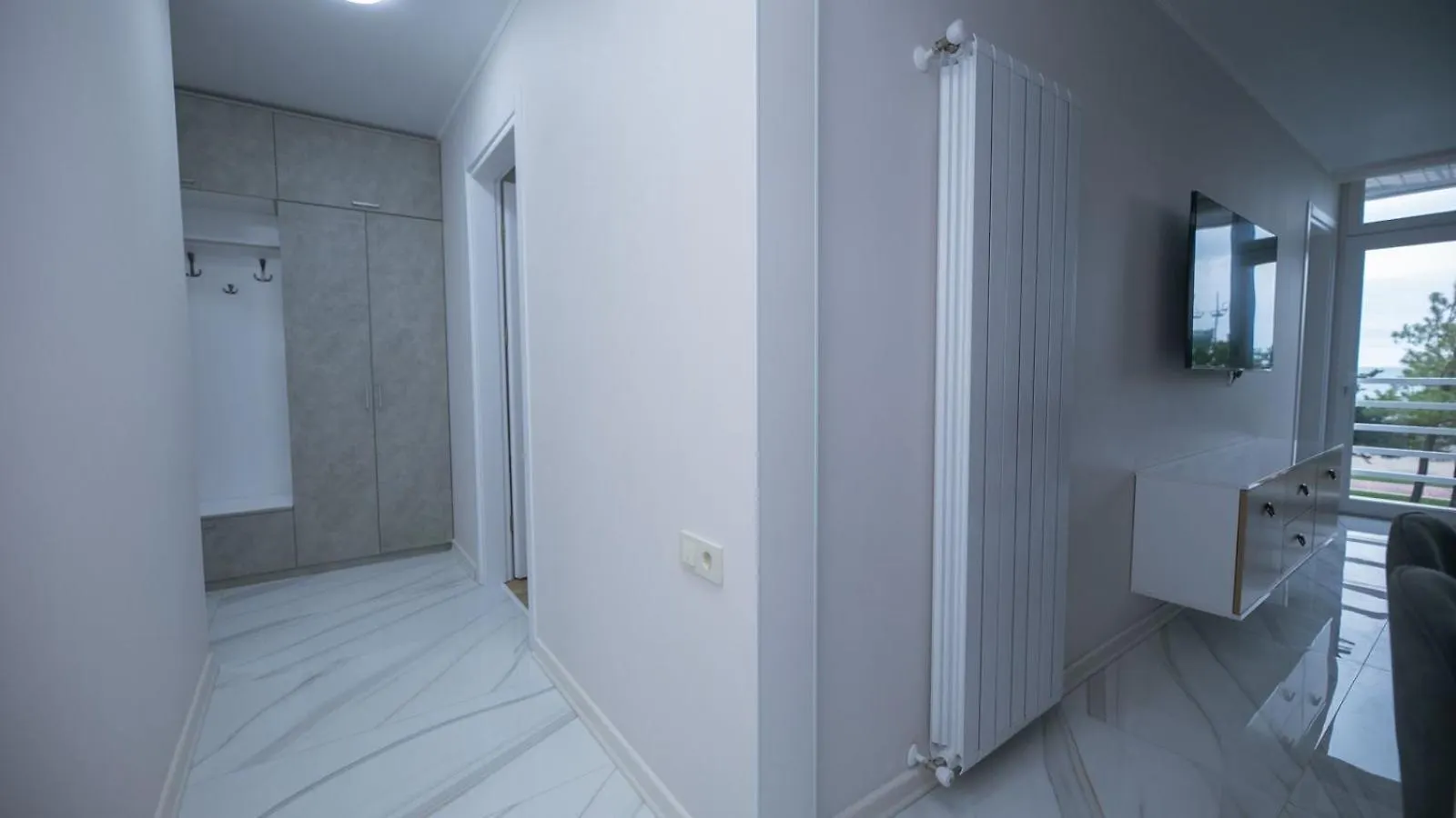 Lovely Apartment With Sea View Batumi