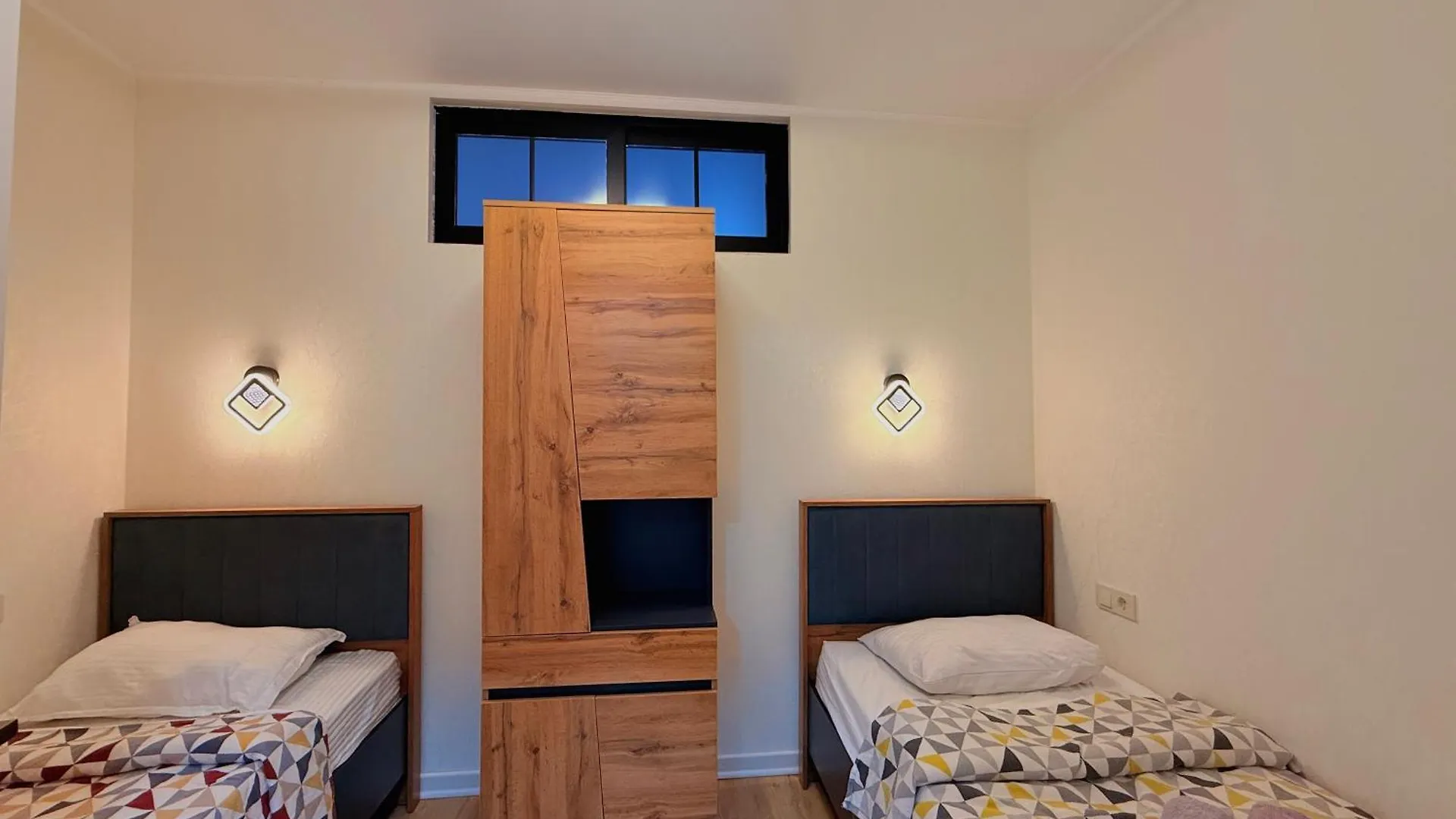 Lovely Apartment With Sea View 바투미